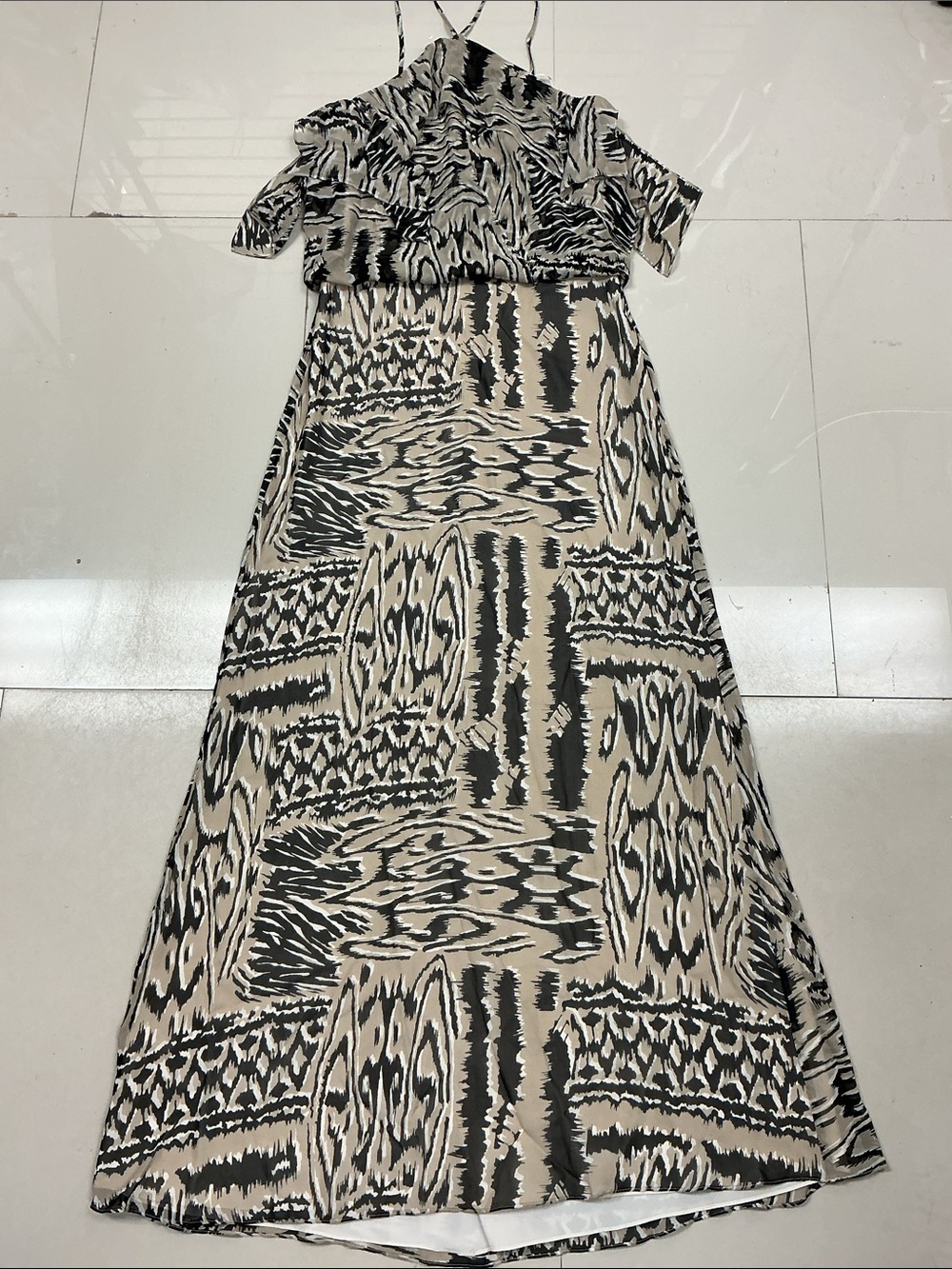 NWT BCBG Maxazria Women's Long Halter Printed Dress Gown Size 0